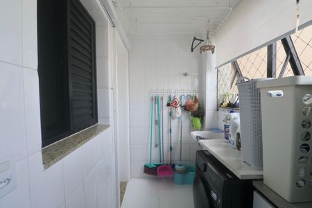 Apartamento para alugar com 180m², 4 quartos e 2 vagas Apartamento para alugar com 180m², 4 quartos e 2 vagasÁrea de Serviço
