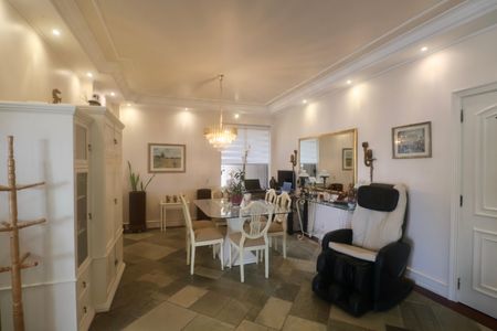Sala de apartamento para alugar com 4 quartos, 180m² em Balneario Guarujá, Guarujá