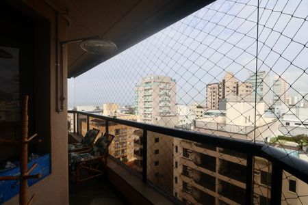 Apartamento para alugar com 180m², 4 quartos e 2 vagas Apartamento para alugar com 180m², 4 quartos e 2 vagasVaranda