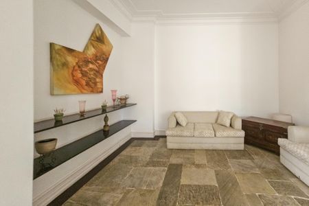 Apartamento para alugar com 180m², 4 quartos e 2 vagas Apartamento para alugar com 180m², 4 quartos e 2 vagasÁrea comum