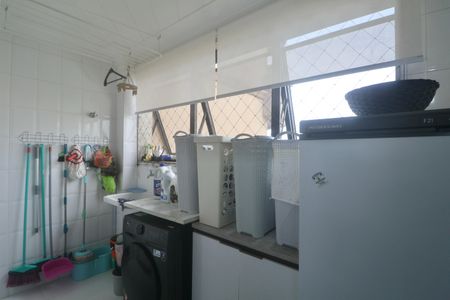 Apartamento para alugar com 180m², 4 quartos e 2 vagas Apartamento para alugar com 180m², 4 quartos e 2 vagasÁrea de Serviço