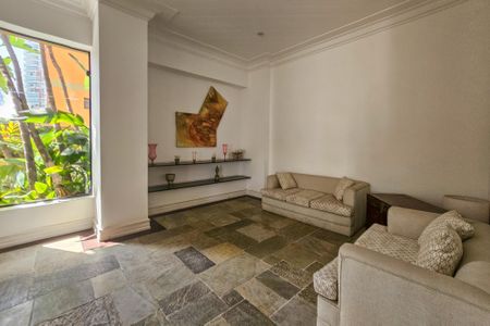 Apartamento para alugar com 180m², 4 quartos e 2 vagas Apartamento para alugar com 180m², 4 quartos e 2 vagasÁrea comum