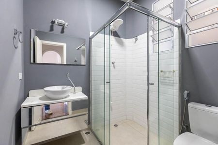 Apartamento à venda com 60m², 1 quarto e sem vagaBanheiro Social
