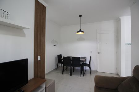 Sala de apartamento para alugar com 2 quartos, 55m² em Jacarepaguá, Rio de Janeiro