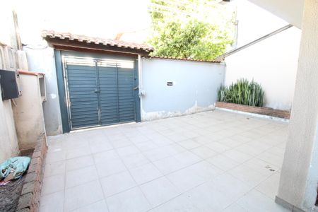Casa para alugar com 100m², 3 quartos e 2 vagasÁrea Externa