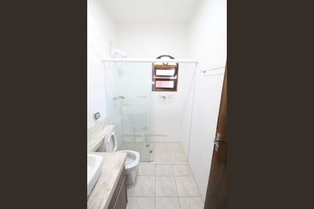 Casa para alugar com 100m², 3 quartos e 2 vagasBanheiro