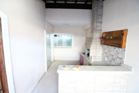 Casa para alugar com 100m², 3 quartos e 2 vagasÁrea de Serviço