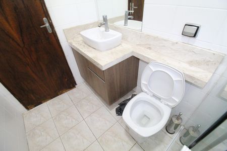 Casa para alugar com 100m², 3 quartos e 2 vagasBanheiro