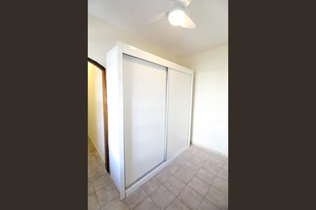 Casa para alugar com 100m², 3 quartos e 2 vagasQuarto 2