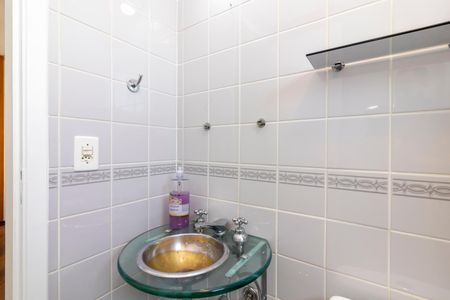 Apartamento à venda com 50m², 2 quartos e 1 vaga Apartamento à venda com 50m², 2 quartos e 1 vagaBanheiro 2