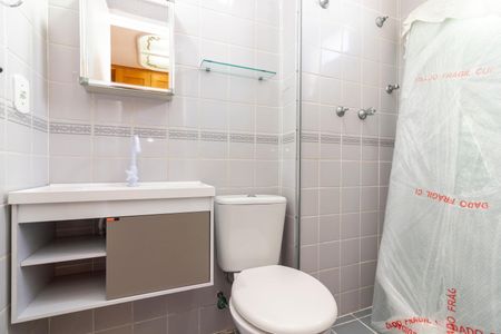 Apartamento à venda com 50m², 2 quartos e 1 vaga Apartamento à venda com 50m², 2 quartos e 1 vagaBanheiro da Suíte