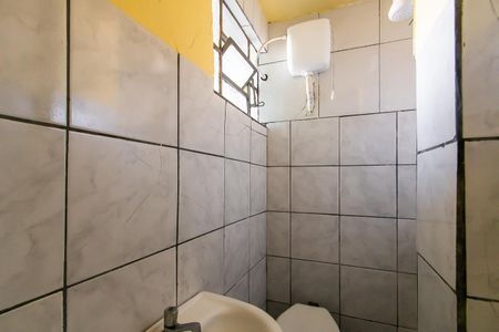 Banheiro de casa para alugar com 1 quarto, 28m² em Jardim Brasilia, São Paulo