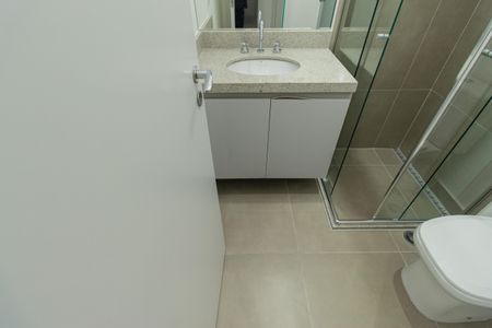 Studio para alugar com 25m², 0 quarto e sem vaga Studio para alugar com 25m², 0 quarto e sem vagaBanheiro Social