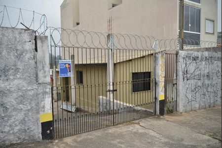 Casa à venda com 294m², 2 quartos e 6 vagasFachada