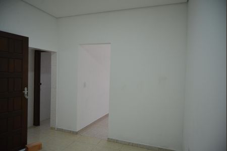Casa à venda com 294m², 2 quartos e 6 vagasSala