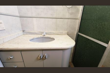 Casa à venda com 118m², 3 quartos e 2 vagasBanheiro 2