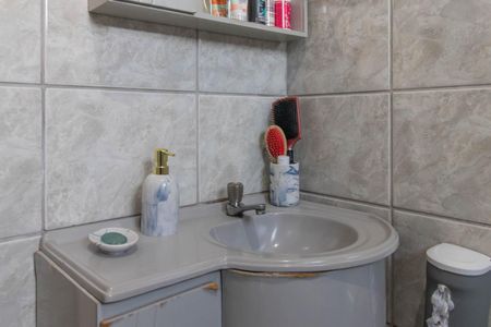 Apartamento à venda com 70m², 2 quartos e sem vagaBanheiro Social