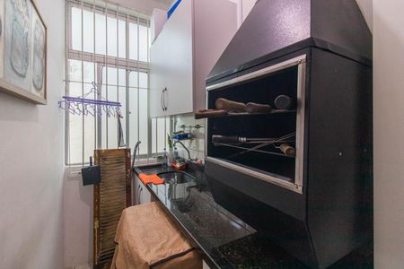 Apartamento à venda com 70m², 2 quartos e sem vagaCozinha e Área de Serviço