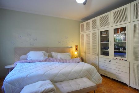 Apartamento para alugar com 230m², 4 quartos e 2 vagasSuíte