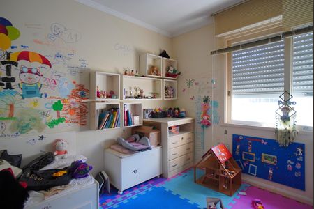 Apartamento para alugar com 230m², 4 quartos e 2 vagasQuarto 2