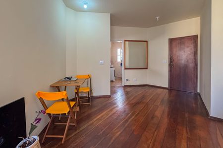 Apartamento à venda com 80m², 2 quartos e 1 vagaSala