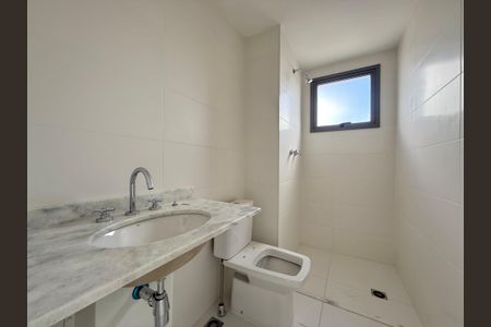 Apartamento à venda com 77m², 2 quartos e 1 vagaBanheiro Suíte 1