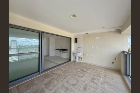 Apartamento à venda com 77m², 2 quartos e 1 vagaVaranda