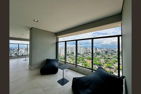 Apartamento à venda com 77m², 2 quartos e 1 vagaÁrea comum