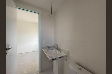 Apartamento à venda com 77m², 2 quartos e 1 vagaBanheiro Suíte 1