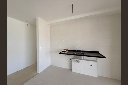 Apartamento à venda com 77m², 2 quartos e 1 vagaCozinha