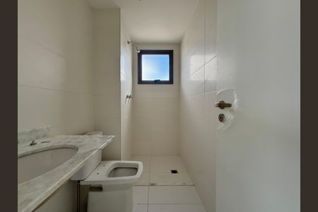 Apartamento à venda com 77m², 2 quartos e 1 vagaBanheiro Suíte 1