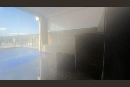 Apartamento à venda com 77m², 2 quartos e 1 vagaÁrea comum