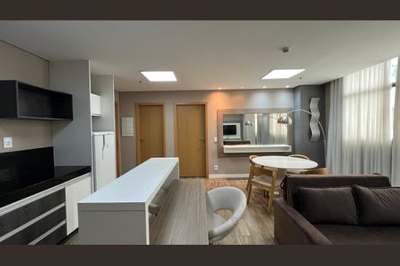 Sala de apartamento à venda com 2 quartos, 77m² em Coracao de Jesus, Belo Horizonte