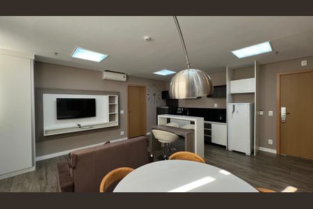 Apartamento à venda com 77m², 2 quartos e 1 vagaSala