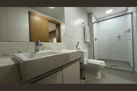 Apartamento à venda com 77m², 2 quartos e 1 vagaBanheiro da Suíte 2