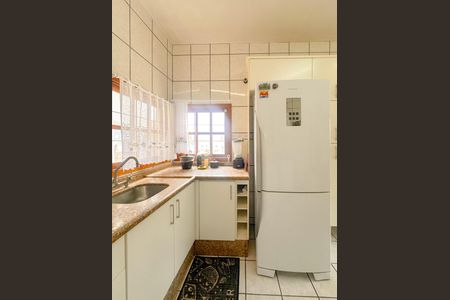 Casa para alugar com 157m², 3 quartos e 2 vagasCozinha