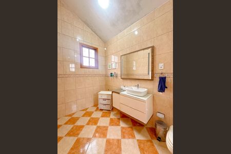 Casa para alugar com 157m², 3 quartos e 2 vagasBanheiro da Suíte