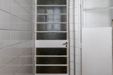 Apartamento à venda com 126m², 3 quartos e sem vaga Apartamento à venda com 126m², 3 quartos e sem vagaLavanderia