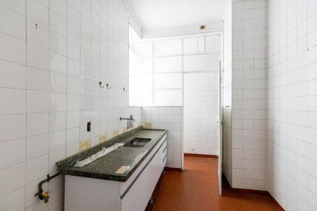 Apartamento à venda com 126m², 3 quartos e sem vaga Apartamento à venda com 126m², 3 quartos e sem vagaCozinha