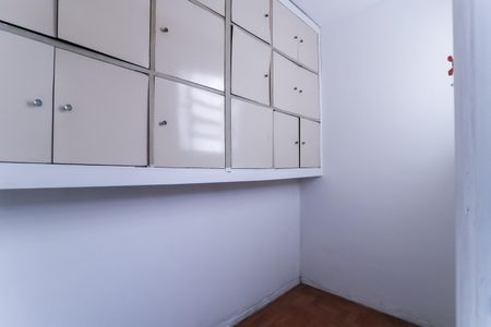 Apartamento à venda com 70m², 2 quartos e 1 vaga Apartamento à venda com 70m², 2 quartos e 1 vagaQuarto de Serviço