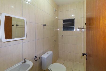 Banheiro de apartamento para alugar com 1 quarto, 40m² em Jardim Sapopemba, São Paulo
