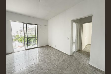 Sala de apartamento para alugar com 2 quartos, 75m² em Penha Circular, Rio de Janeiro