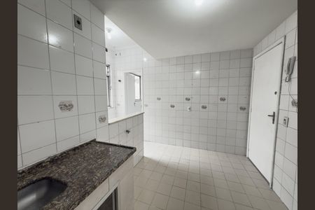 Apartamento para alugar com 75m², 2 quartos e 1 vagaCozinha
