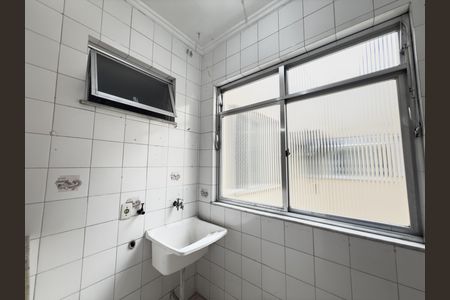 Apartamento para alugar com 75m², 2 quartos e 1 vagaÁrea de Serviço