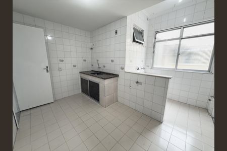 Apartamento para alugar com 75m², 2 quartos e 1 vagaCozinha