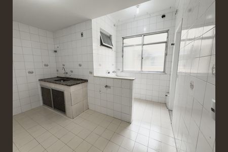 Apartamento para alugar com 75m², 2 quartos e 1 vagaCozinha