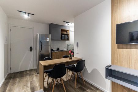 Sala de apartamento para alugar com 1 quarto, 30m² em República, São Paulo