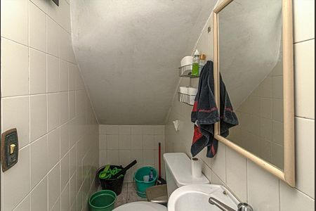 Casa para alugar com 250m², 4 quartos e 6 vagas Casa para alugar com 250m², 4 quartos e 6 vagasGaragem - Banheiro