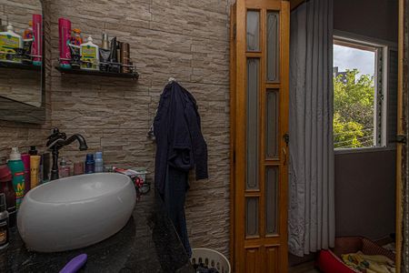 Casa para alugar com 250m², 4 quartos e 6 vagas Casa para alugar com 250m², 4 quartos e 6 vagasBanheiro da Suíte