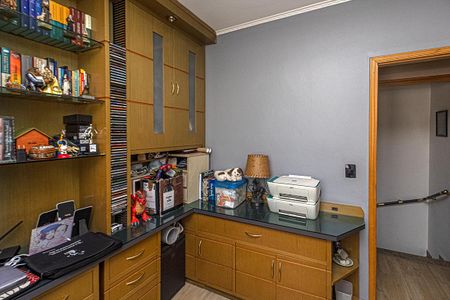 Casa para alugar com 250m², 4 quartos e 6 vagas Casa para alugar com 250m², 4 quartos e 6 vagasQuarto 2